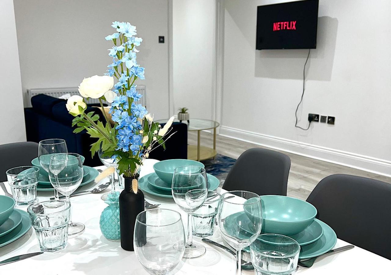 Charming 3-bed Flat In Shepherds Bush - Sleeps 9 Casa vacanze Londra