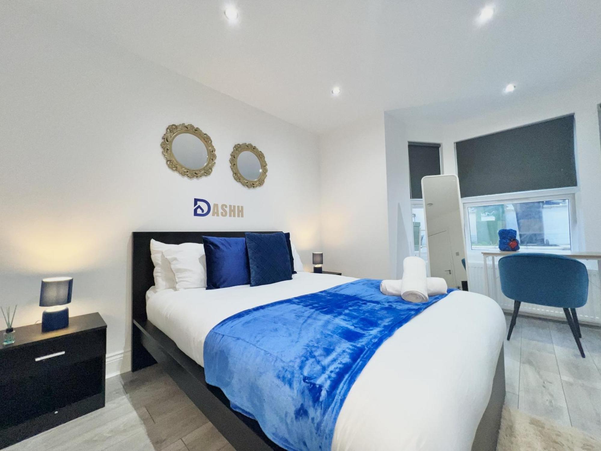 Charming 3-bed Flat In Shepherds Bush - Sleeps 9 Casa vacanze Londra